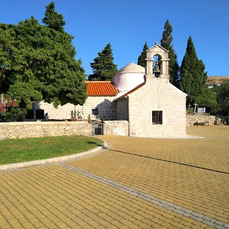 Maxim With Private Pool And Sea View Near Zadar