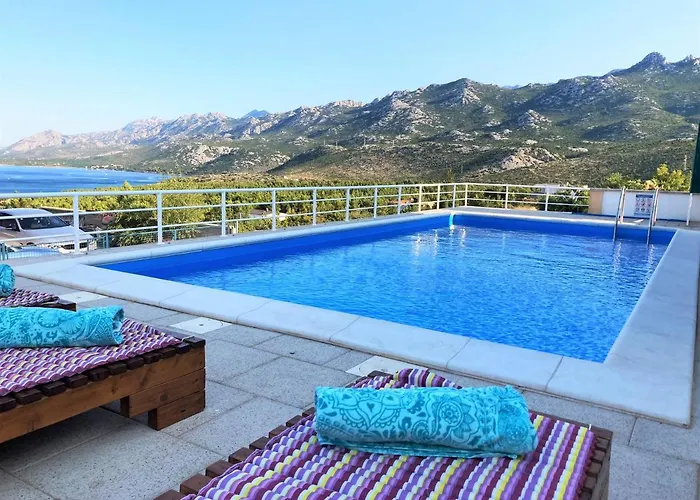 Maxim With Private Pool Вилла *