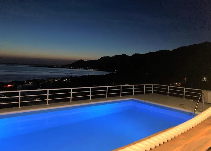 别墅 Maxim With Private Pool