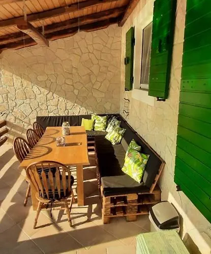 Maxim With Private Pool Вилла Рованьска